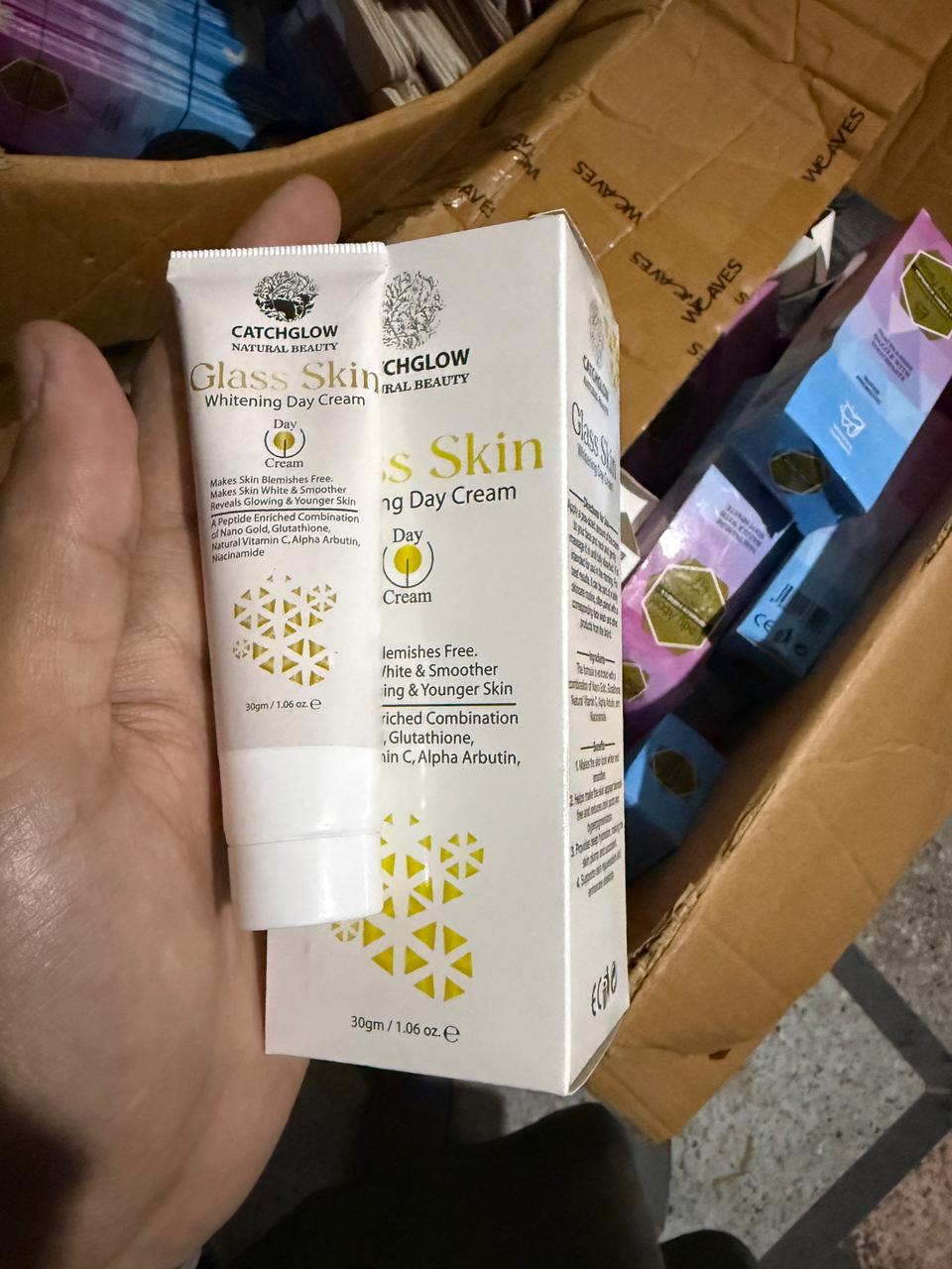 Catchglow Glass Skin Whitening Day Cream 30g for Radiant Glow